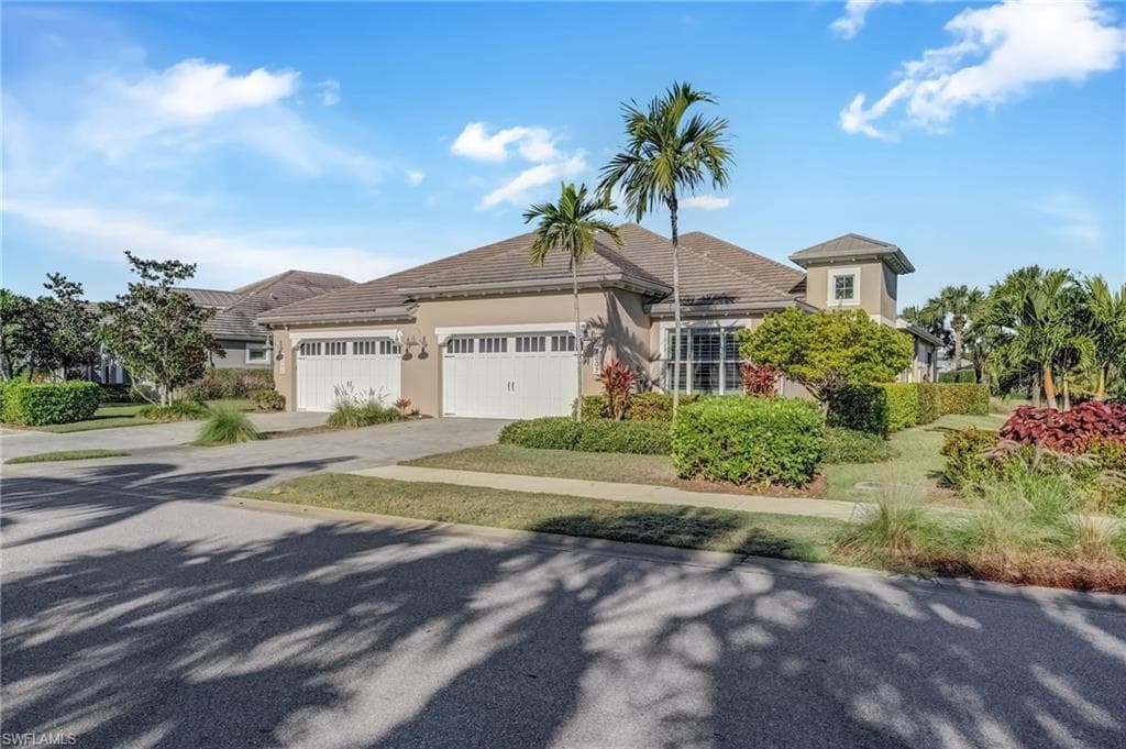 7002 Dominica DR NAPLES, FL 34113