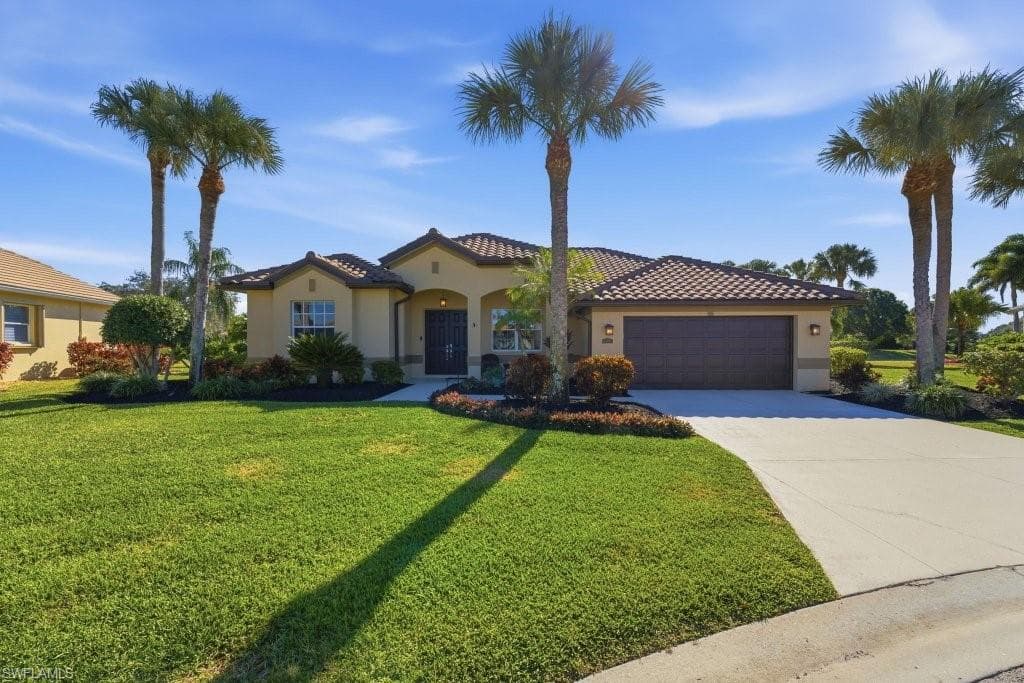 12560 Lake Run DR FORT MYERS, FL 33913