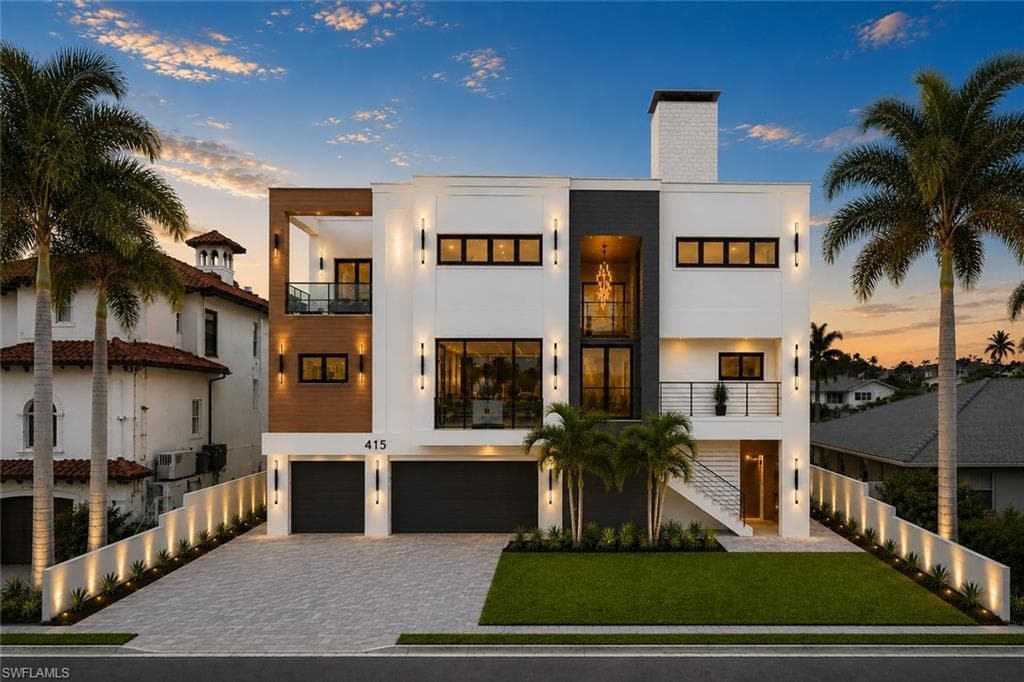 415 Seabee AVE NAPLES, FL 34108