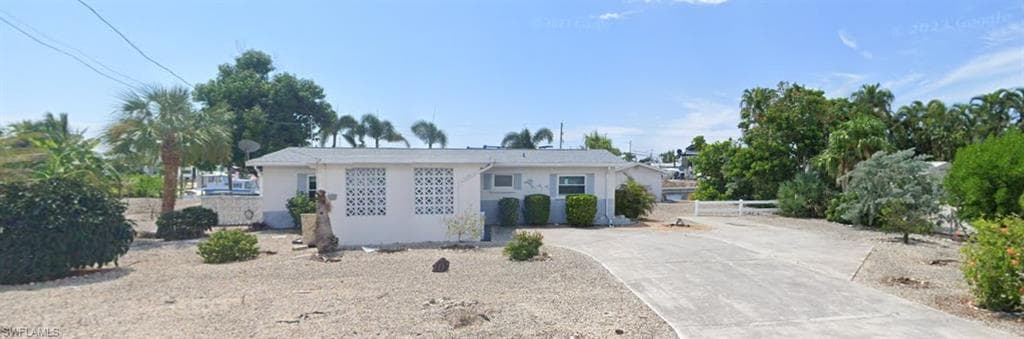 3435 Sea Holly LN ST. JAMES CITY, FL 33956
