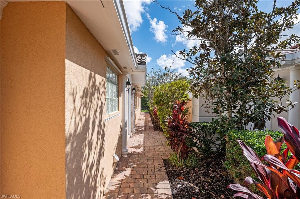 28281 Islet TRL BONITA SPRINGS, FL 34135