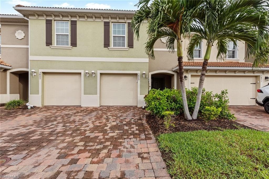 3849 Tilbor CIR FORT MYERS, FL 33916
