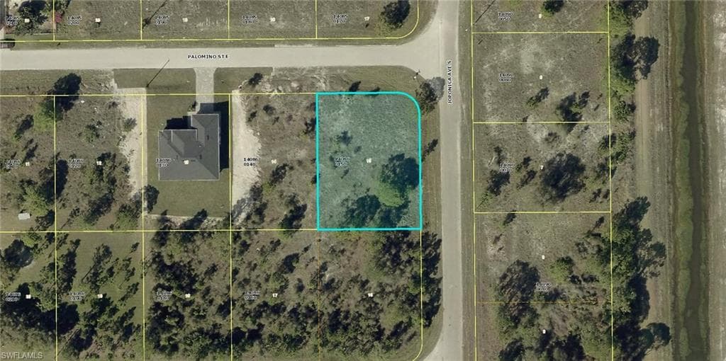 858 Palomino ST E LEHIGH ACRES, FL 33974