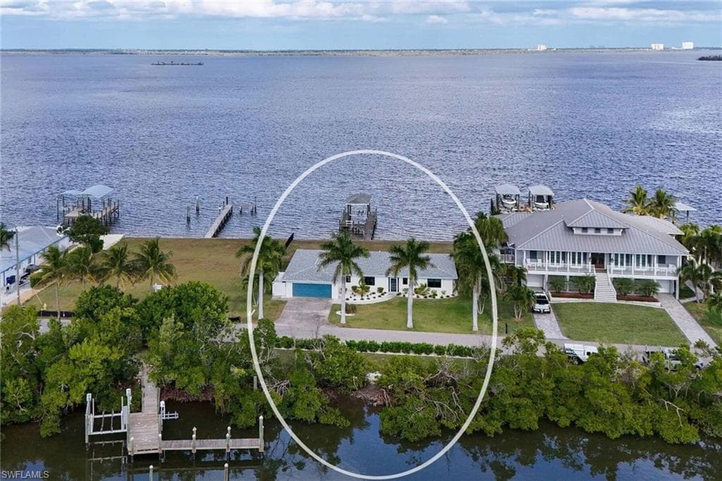 2210 Eighth AVE ST. JAMES CITY, FL 33956