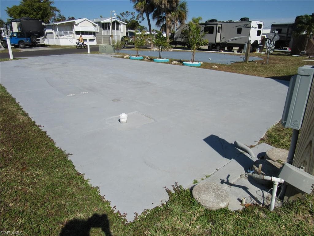 19681 Summerlin #30 RD FORT MYERS, FL 33908