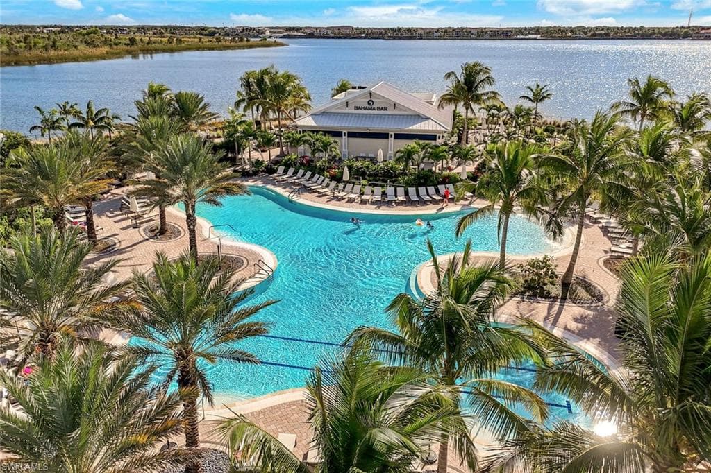 11811 VENETIAN LAGOON DR 102 FORT MYERS, FL 33913