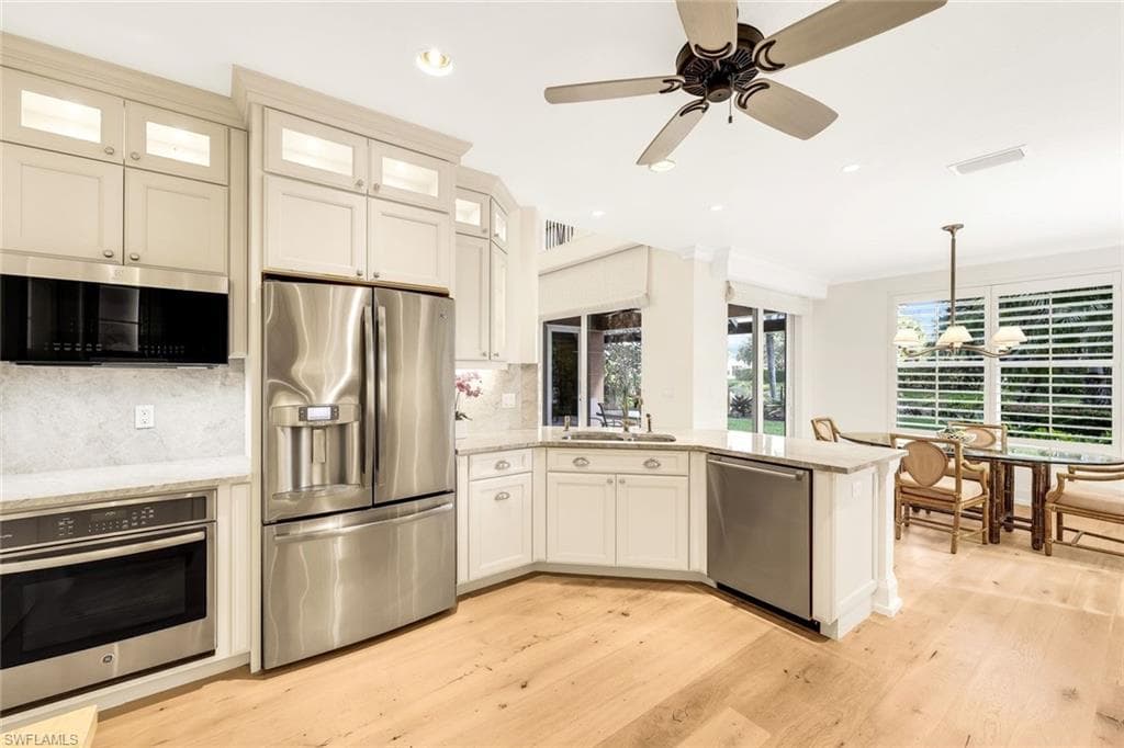6777 Southern Oak CT NAPLES, FL 34109