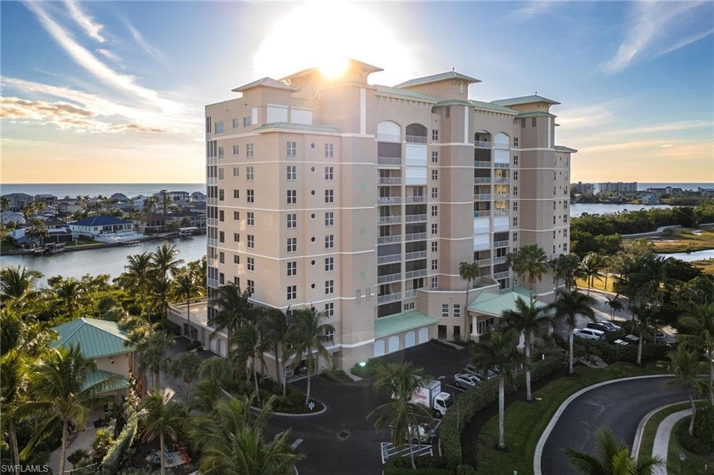 4192 Bay Beach LN 881 FORT MYERS BEACH, FL 33931