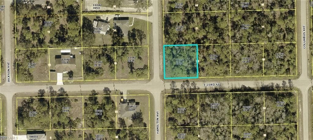 3001 E 23rd ST ALVA, FL 33920