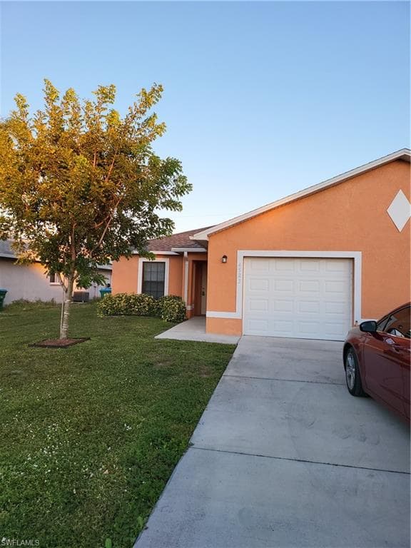 120 SE 24th AVE CAPE CORAL, FL 33914