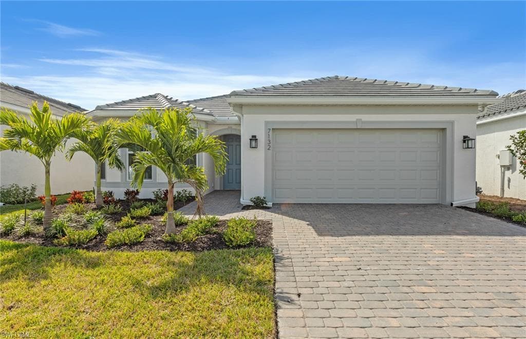 7132 Chapel Creek LN NORTH FORT MYERS, FL 33917