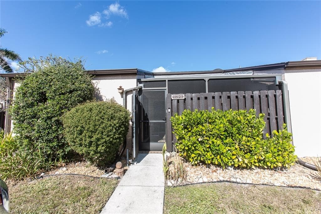 7129 Penner LN 2 FORT MYERS, FL 33907