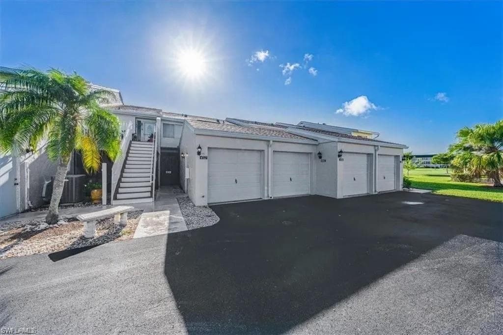 452 Bristle Cone LN 27 NAPLES, FL 34113