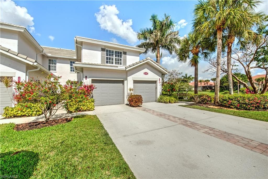 8385 Whisper Trace LN N-104 NAPLES, FL 34114