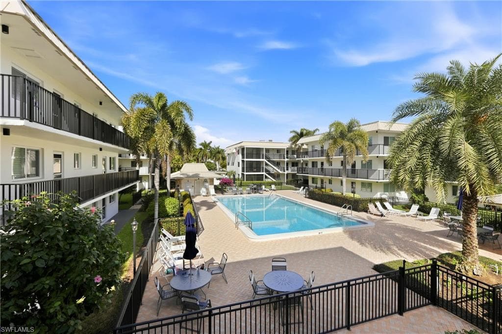 766 CENTRAL AVE. 113 NAPLES, FL 34102