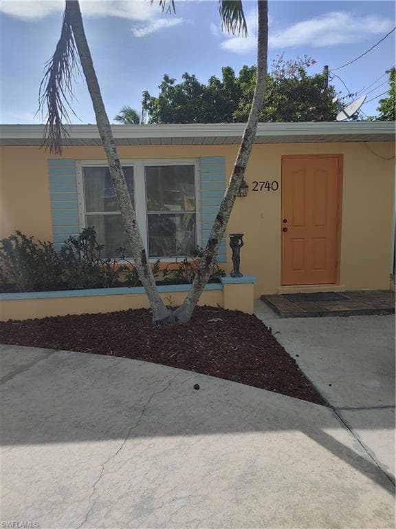 2740 Geary ST MATLACHA, FL 33993