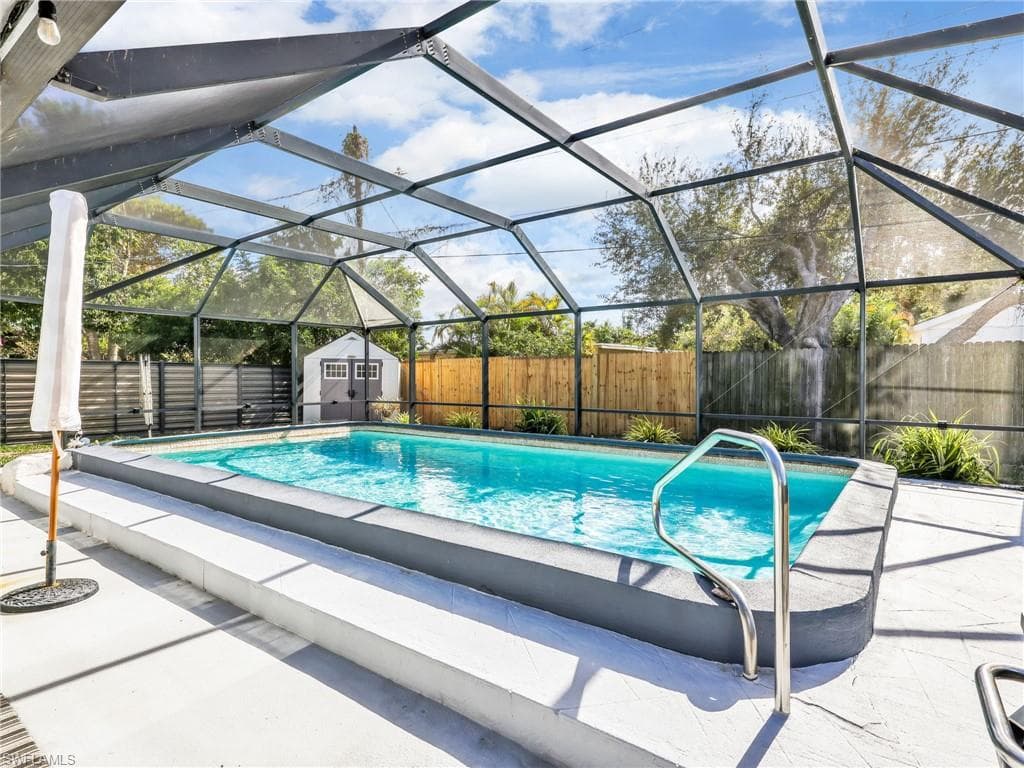 2142 Crystal DR FORT MYERS, FL 33907