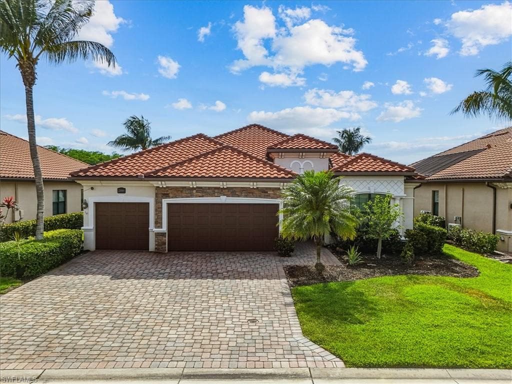 28564 Longford CT BONITA SPRINGS, FL 34135