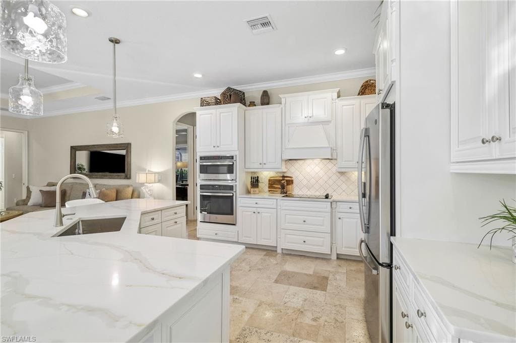 28730 Cavan CT BONITA SPRINGS, FL 34135