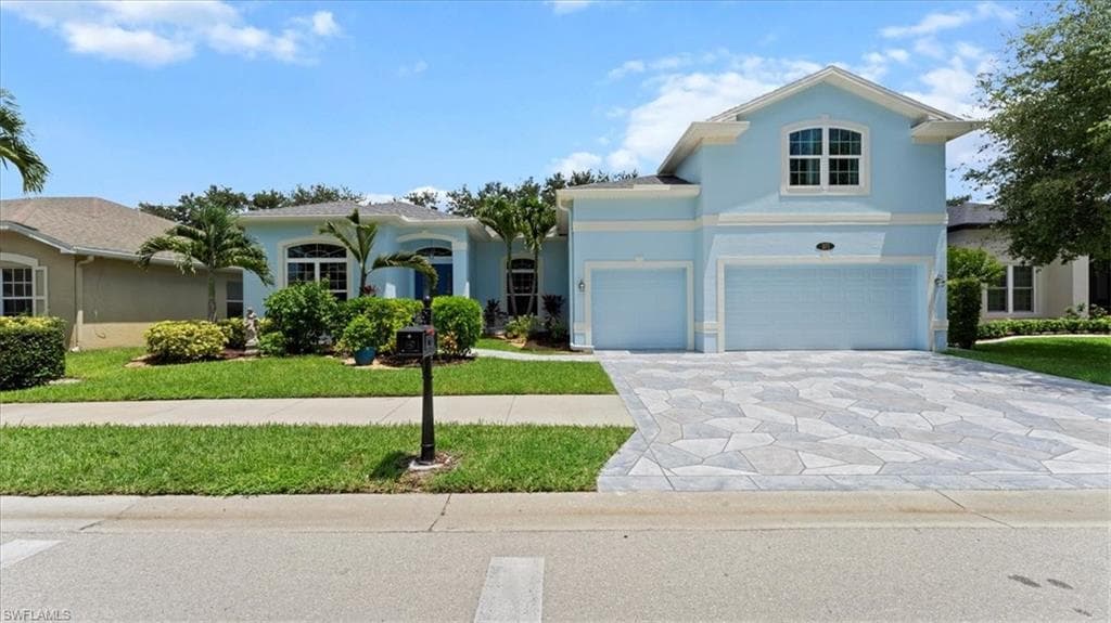 371 Burnt Pine DR NAPLES, FL 34119