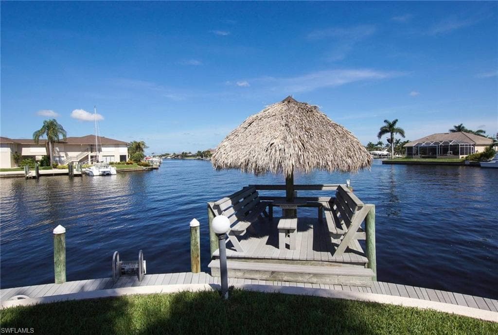 4010 SE 20th PL 1 CAPE CORAL, FL 33904