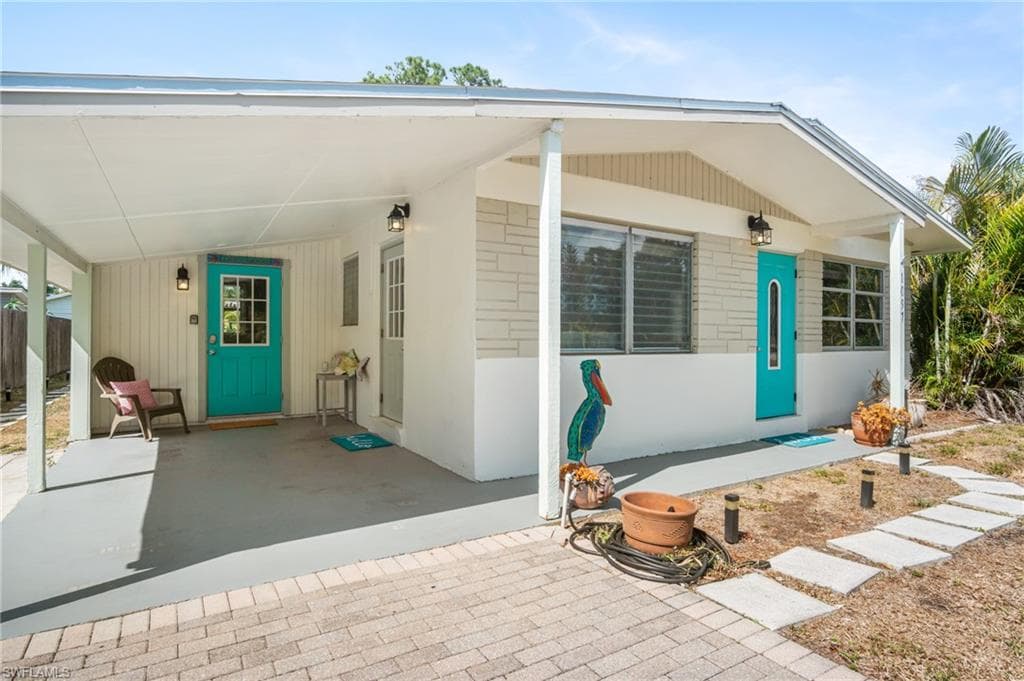 1097 Sperling AVE NAPLES, FL 34103