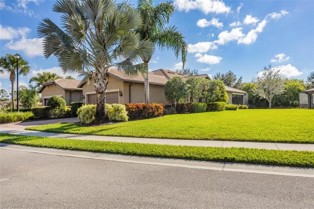 7176 Live Oak DR NAPLES, FL 34114