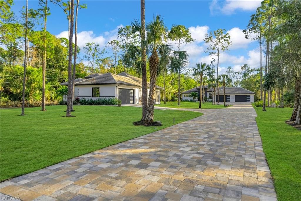 4186 3rd AVE NW NAPLES, FL 34119