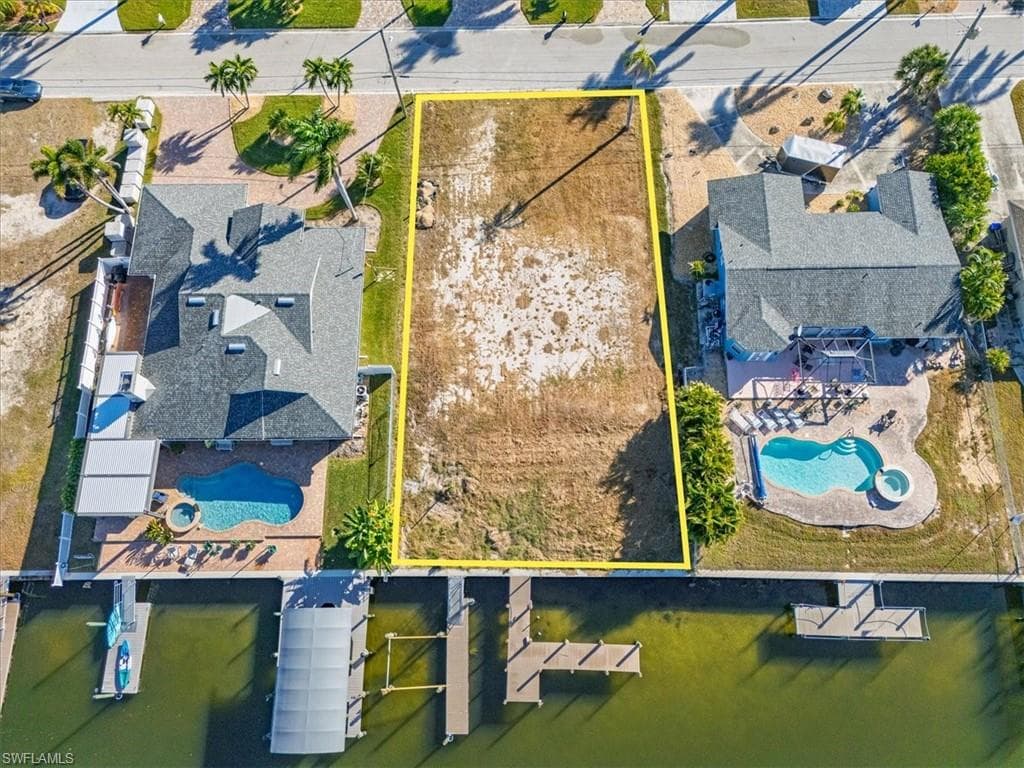 18164 Cutlass DR FORT MYERS BEACH, FL 33931