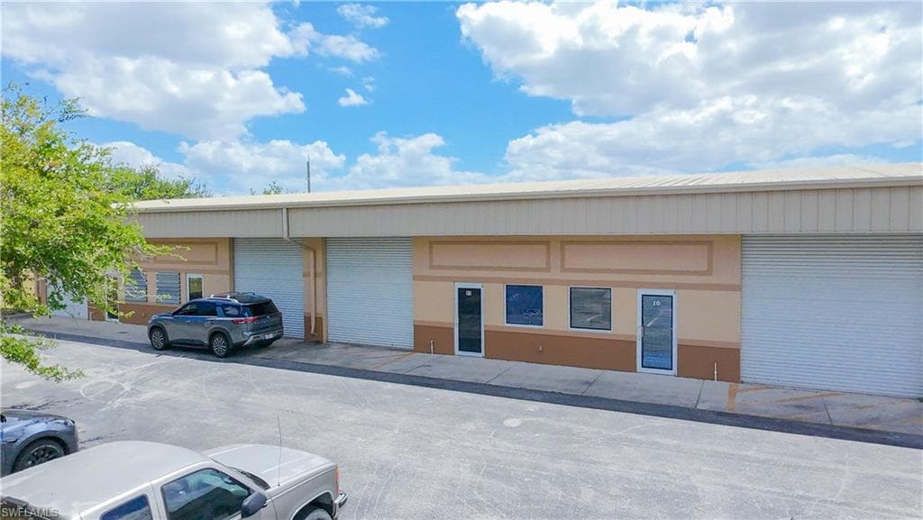 1010 NE 8th ST 11 CAPE CORAL, FL 33909