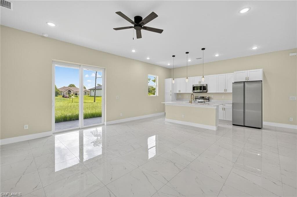 3408 69th ST W LEHIGH ACRES, FL 33971