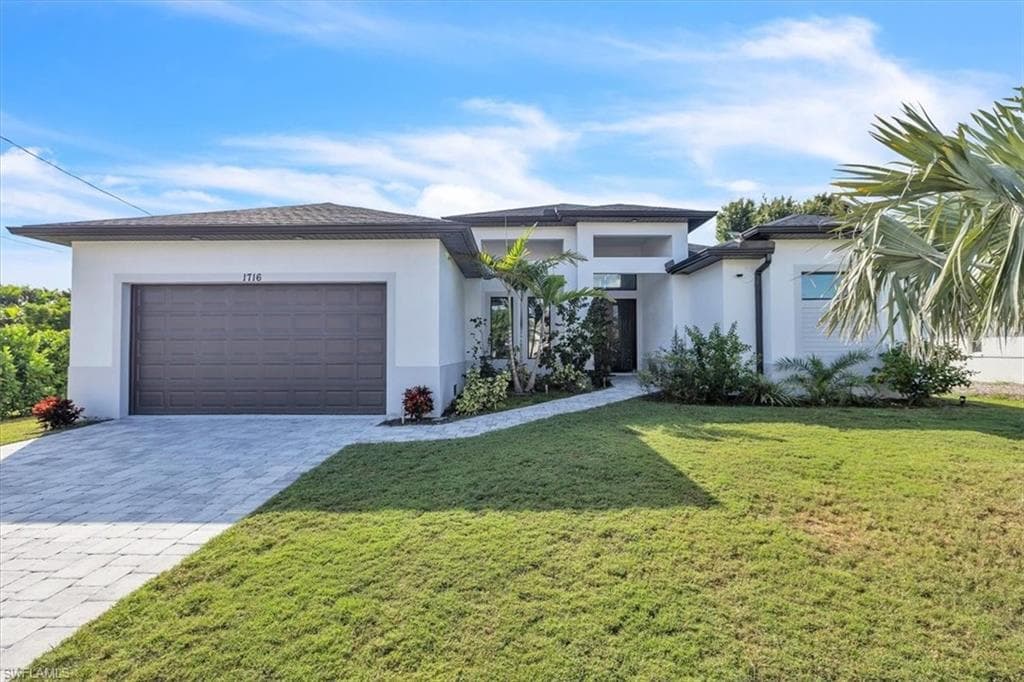 1716 SW 44th TER CAPE CORAL, FL 33914