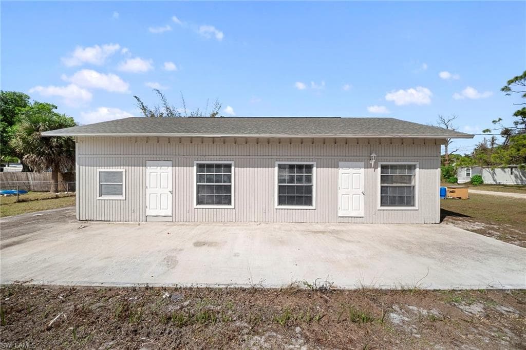 19560 Spicewood LN FORT MYERS, FL 33908