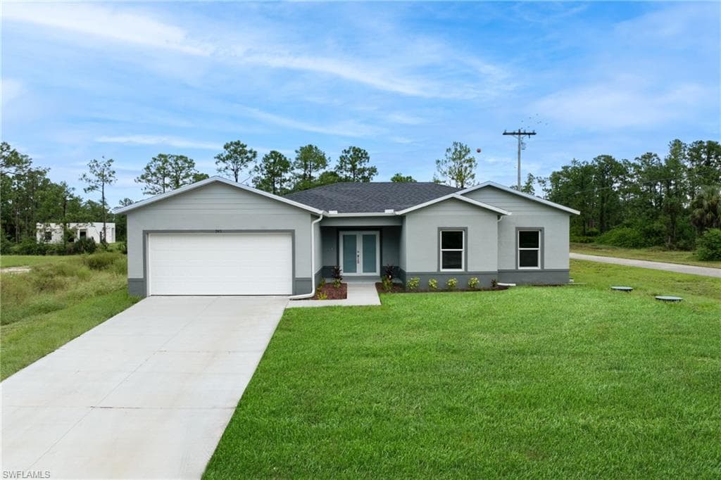 945 Butler ST E LEHIGH ACRES, FL 33974