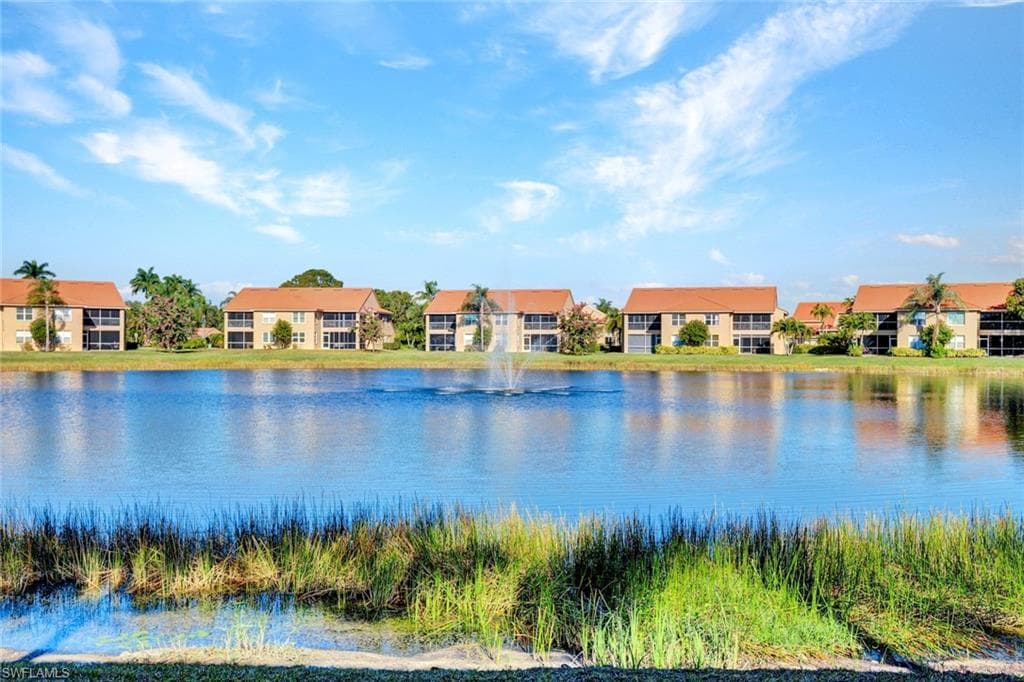 2469 Millcreek LN 102 NAPLES, FL 34119