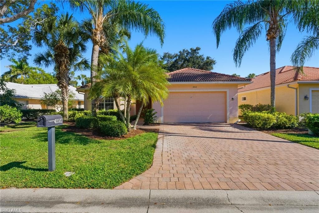 4854 Europa DR NAPLES, FL 34105