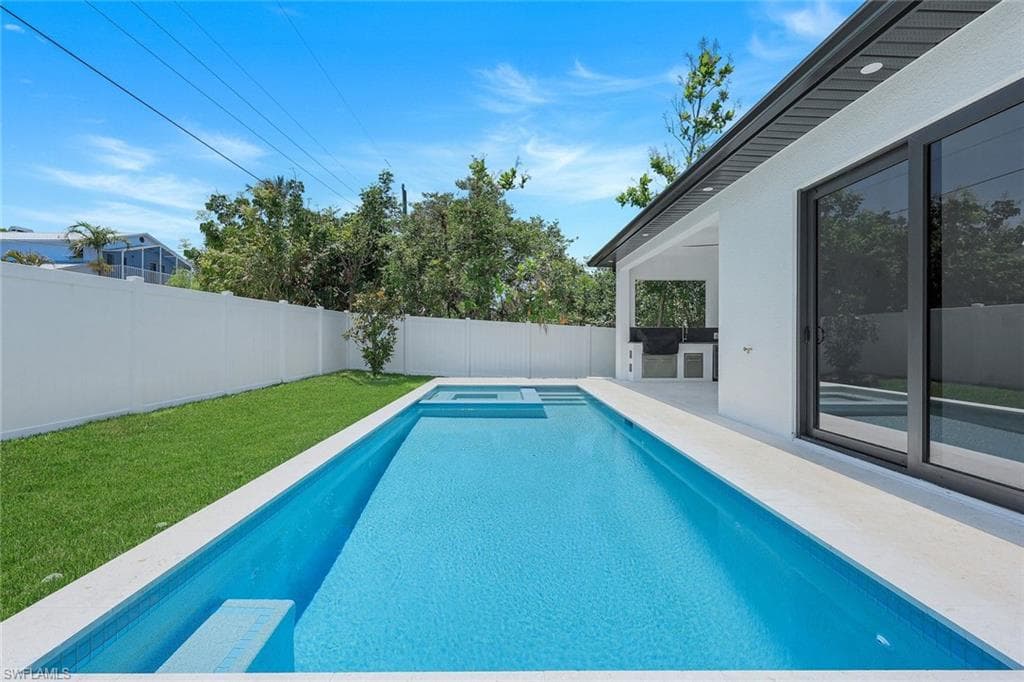 1312 Trail Terrace DR NAPLES, FL 34103