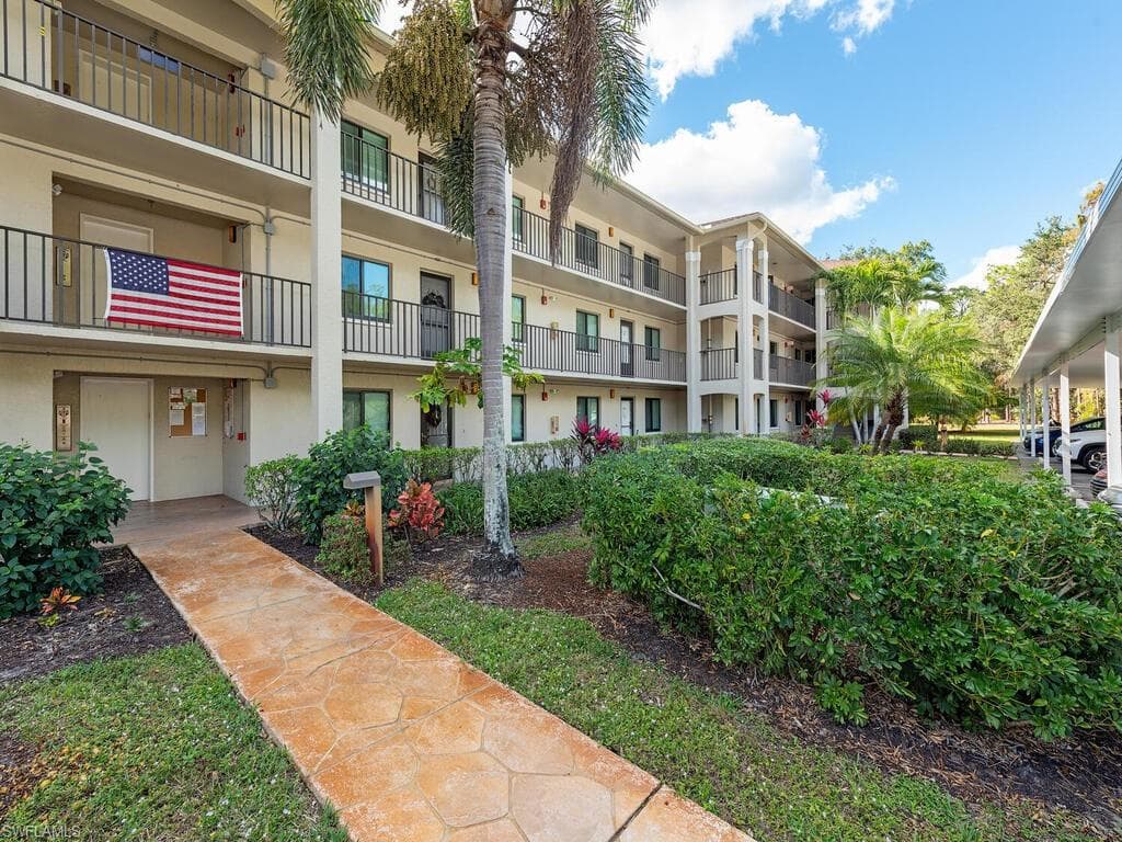 5776 Deauville CIR C307 NAPLES, FL 34112