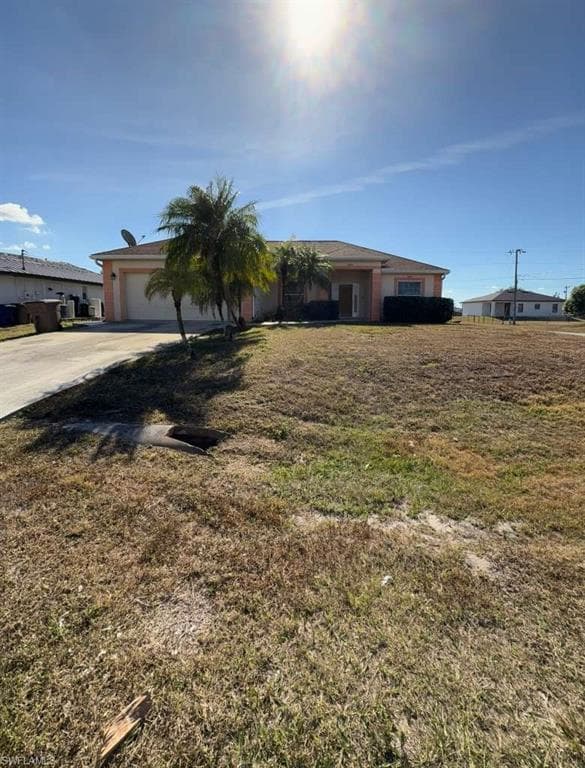 3219 7th ST SW LEHIGH ACRES, FL 33976