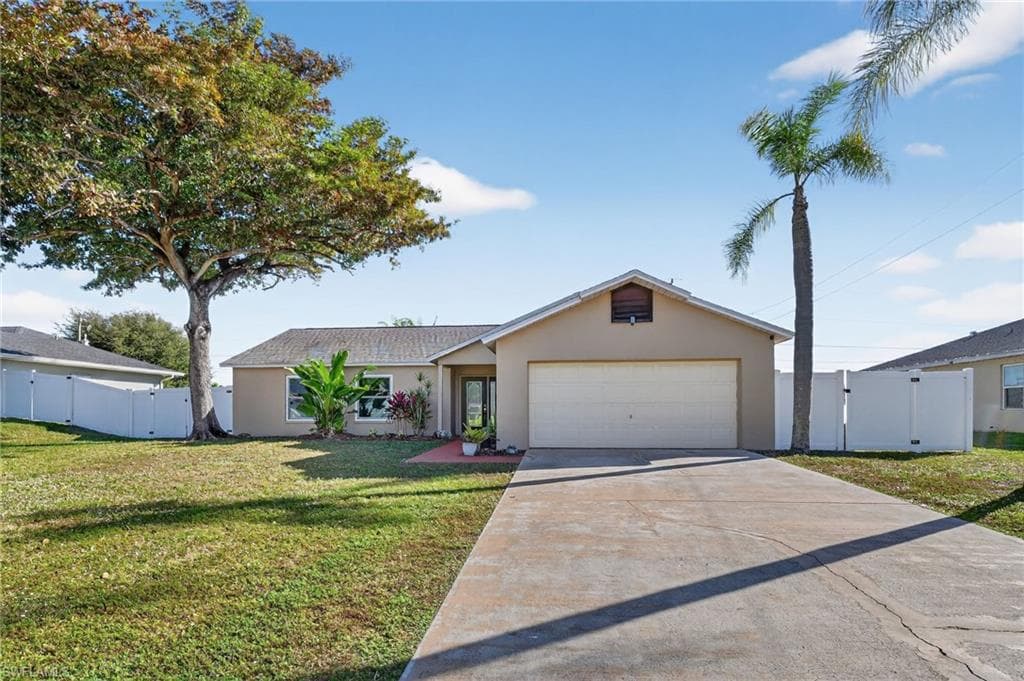1105 11th PL CAPE CORAL, FL 33991