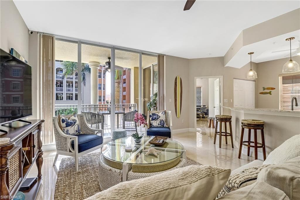 410 Bayfront PL 2208 NAPLES, FL 34102
