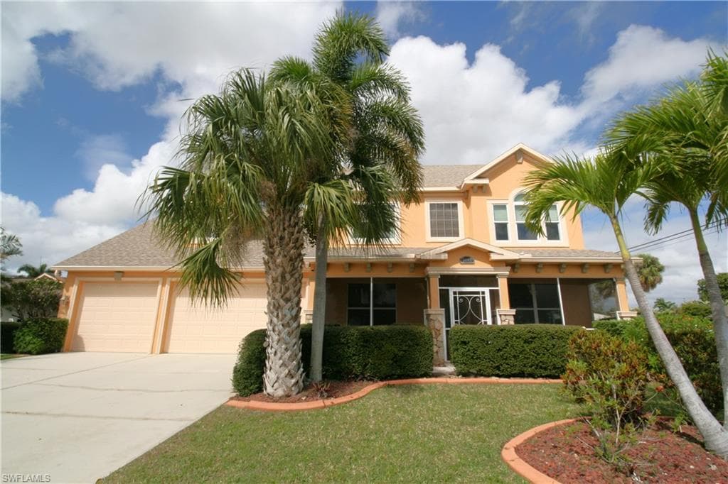 3702 SE 6th AVE CAPE CORAL, FL 33904