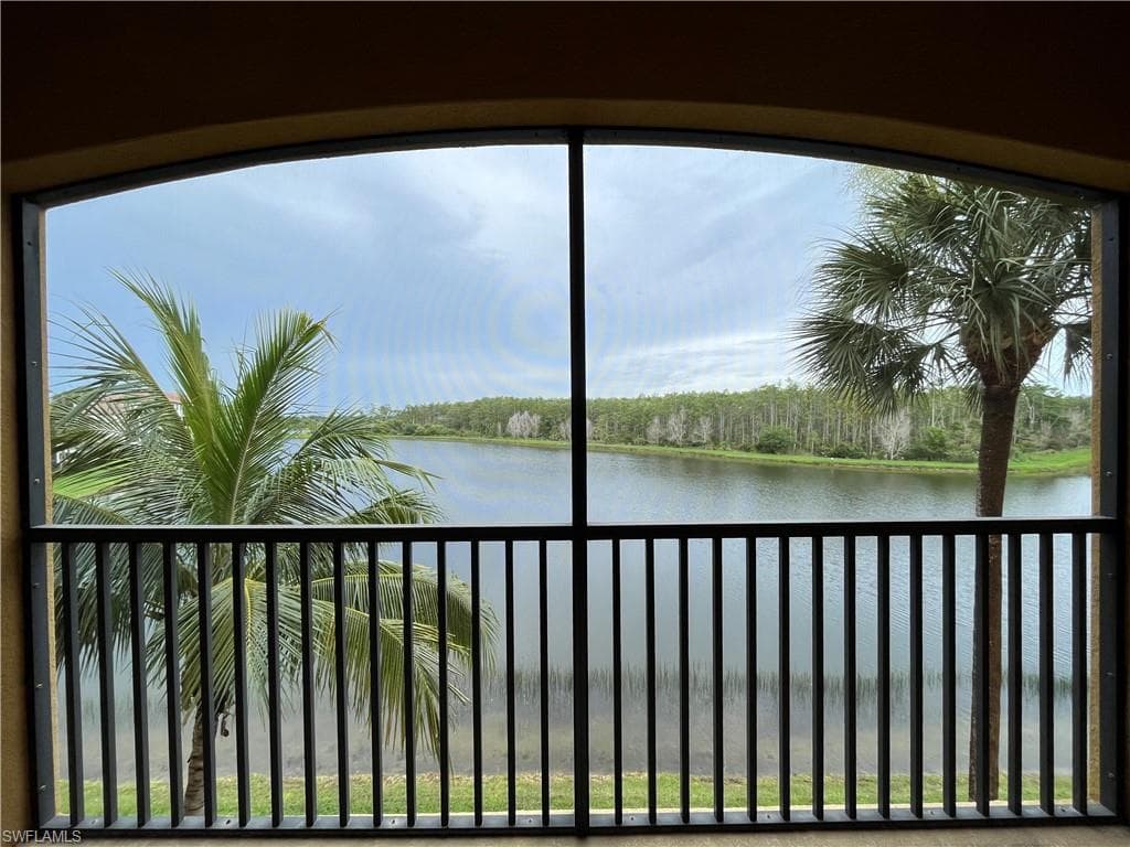 9566 Trevi CT 4934 NAPLES, FL 34113
