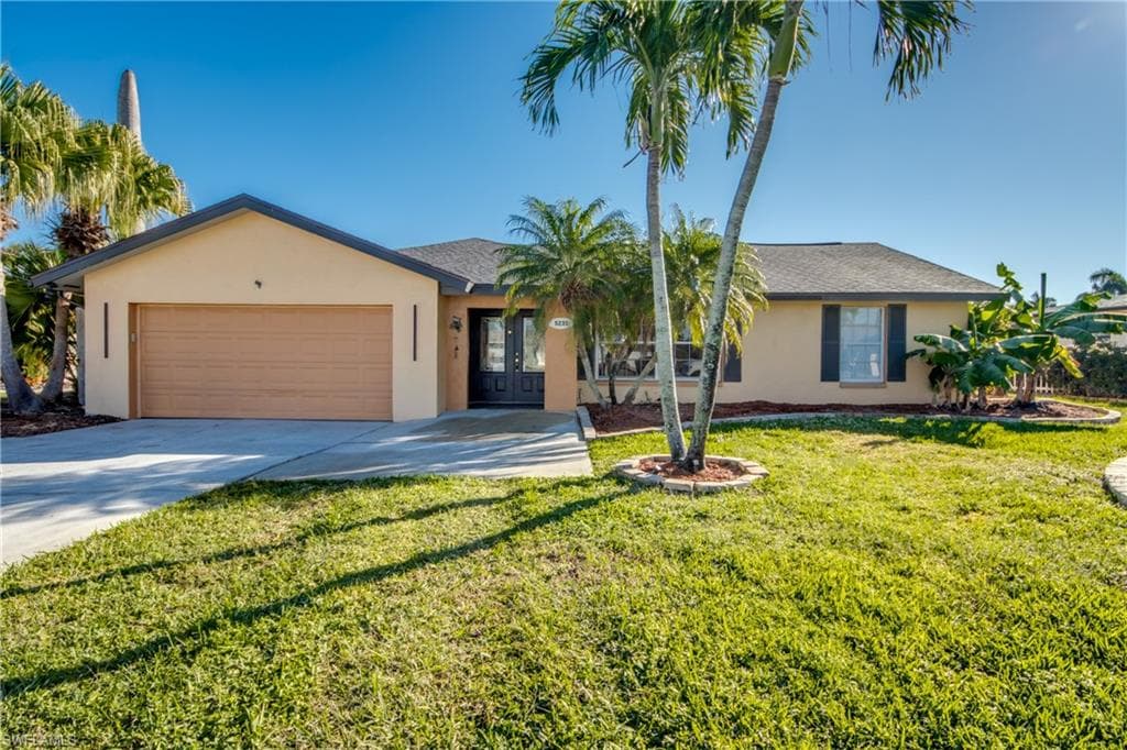 5231 Wisteria CT CAPE CORAL, FL 33904