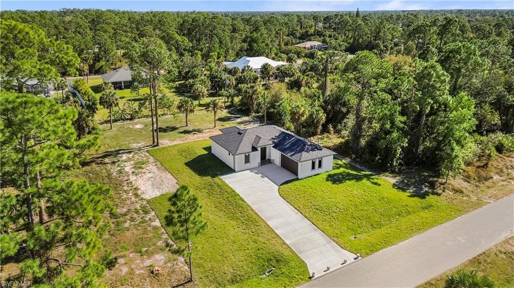 714 HAMILTON AVE LEHIGH ACRES, FL 33972