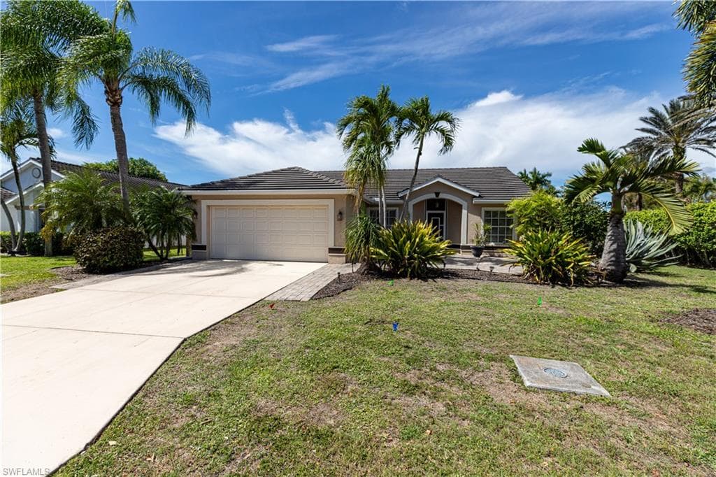 7500 Cameron CIR FORT MYERS, FL 33912