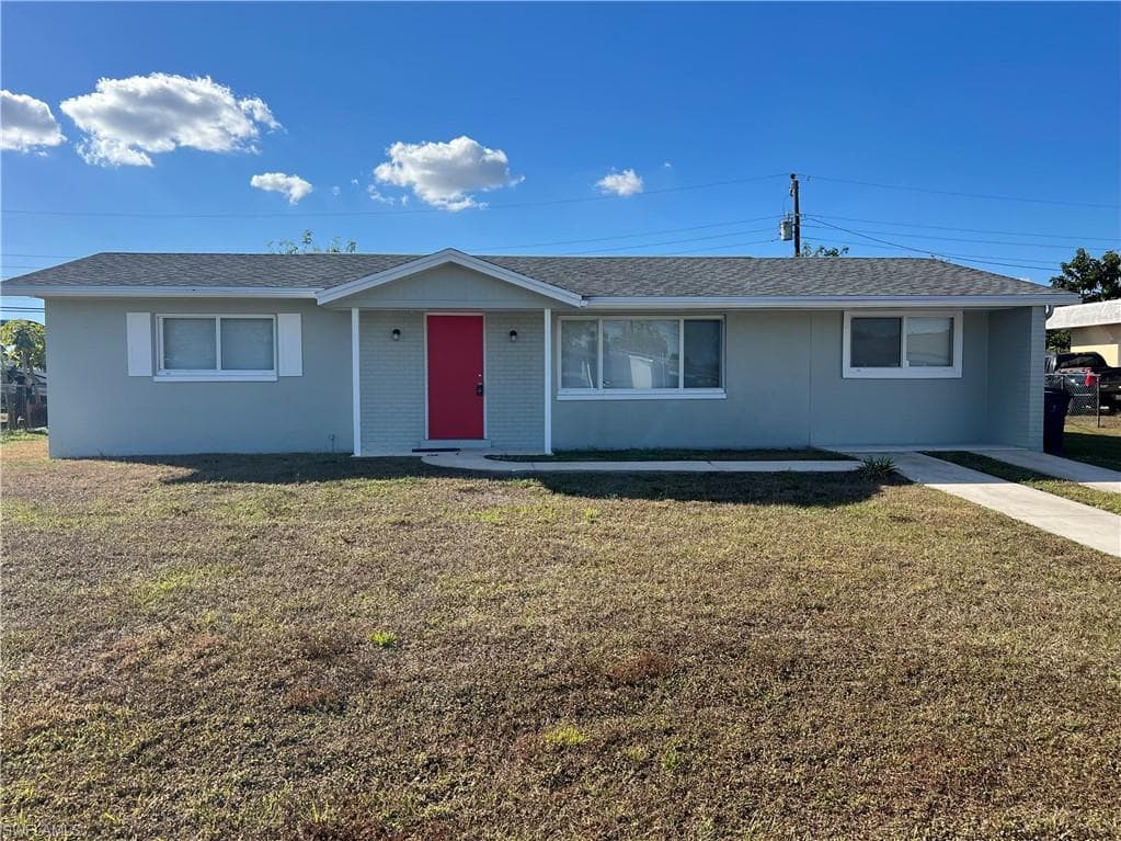 315 Rushmore AVE N LEHIGH ACRES, FL 33936