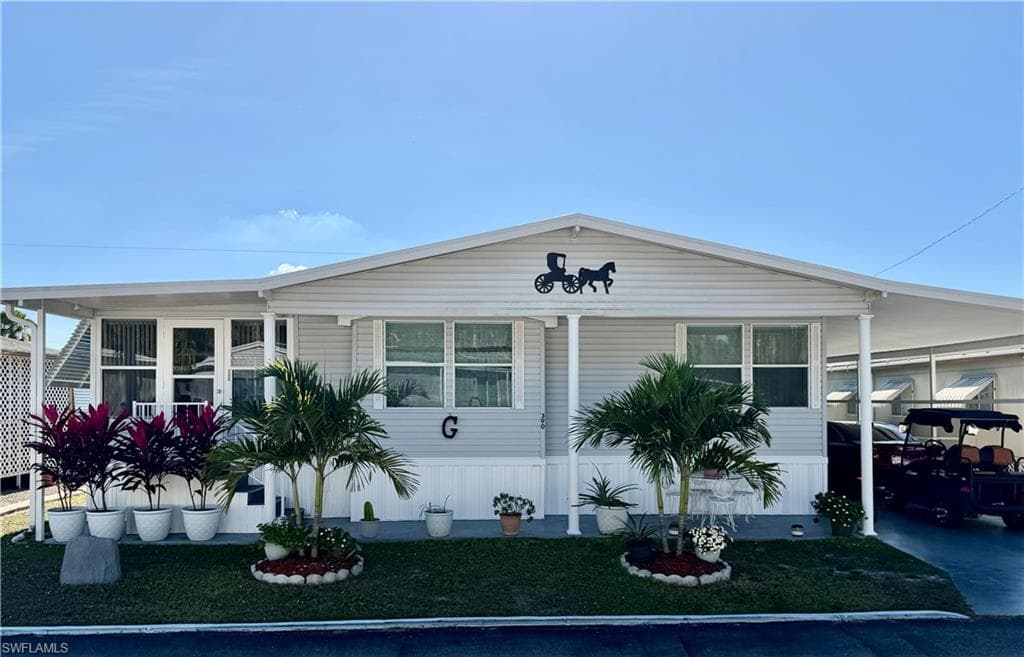 390 Santa Fe TRL NORTH FORT MYERS, FL 33917