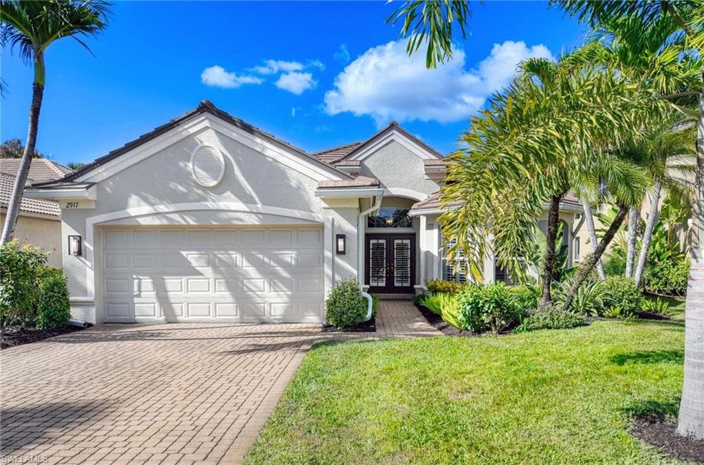 2917 Lone Pine LN NAPLES, FL 34119