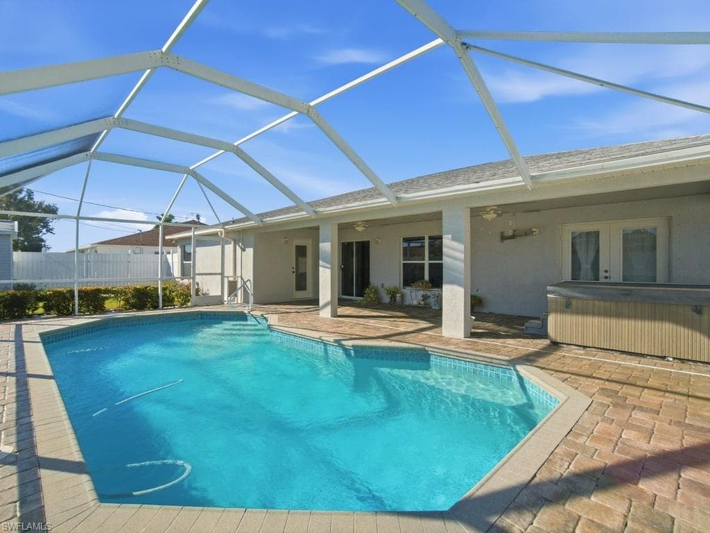 4121 6th AVE CAPE CORAL, FL 33914